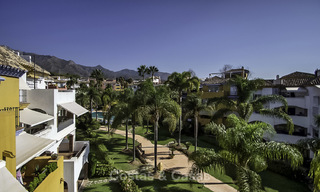 Ruim penthouse appartement te koop op de Golden Mile, Marbella, met het strand en alle voorzieningen binnen handbereik 19085 