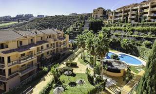 Zeer ruim en modern penthouse appartement te koop, aan de golfbaan en met panoramische uitzichten, te Mijas, Costa del Sol 19023 