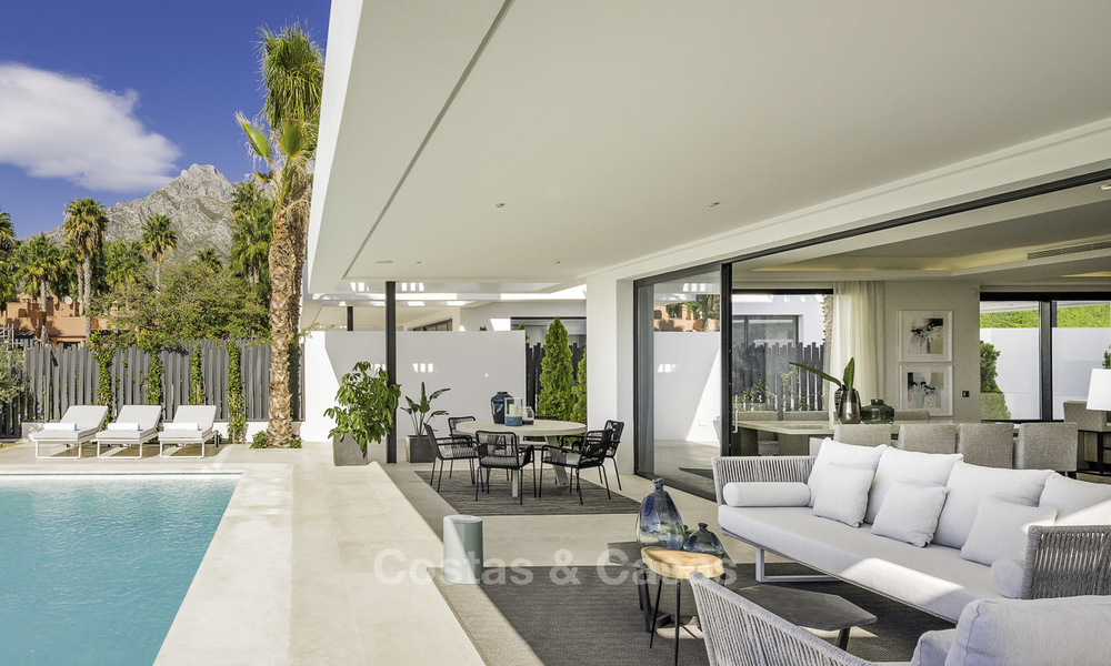 Gloednieuwe avant-gardistische luxe villa's te koop op de Golden Mile in Marbella. LAATSTE VILLA! 19135