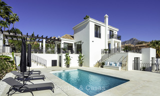 Volledig gerenoveerde modern-mediterrane luxe villa te koop in Nueva Andalucia's Golf Valley, Marbella 19221 