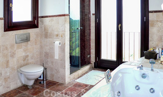 Villa in de bergen te koop met panoramisch berg-, kust- en zeezicht, Marbella - Benahavis, Costa del Sol 37220 