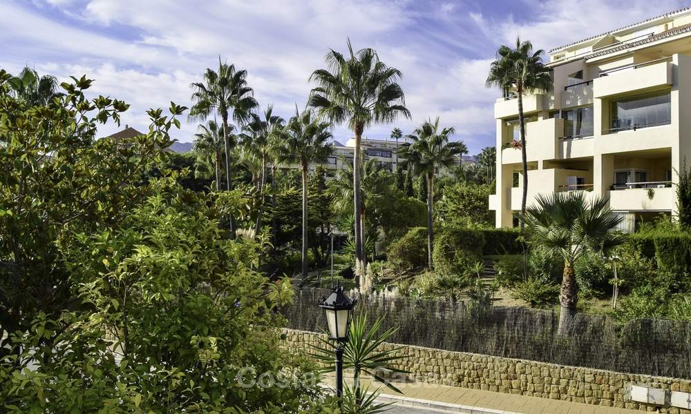 Aantrekkelijk appartement in een verzorgd strandcomplex te koop, Oost Marbella 19580