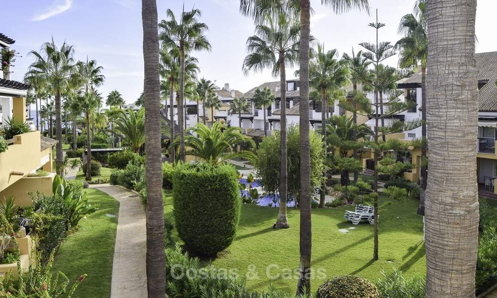 Aantrekkelijk appartement in een verzorgd strandcomplex te koop, Oost Marbella 19589