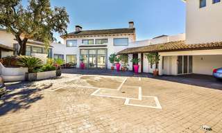 Eminente luxe villa op een supergroot perceel en met een onklopbaar 360º panoramisch uitzicht te koop, Oost-Marbella 19802 