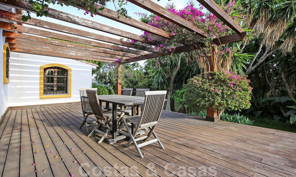 Unieke traditionele villa met apart gastenverblijf te koop, op loopafstand van San Pedro centrum, Marbella 20621