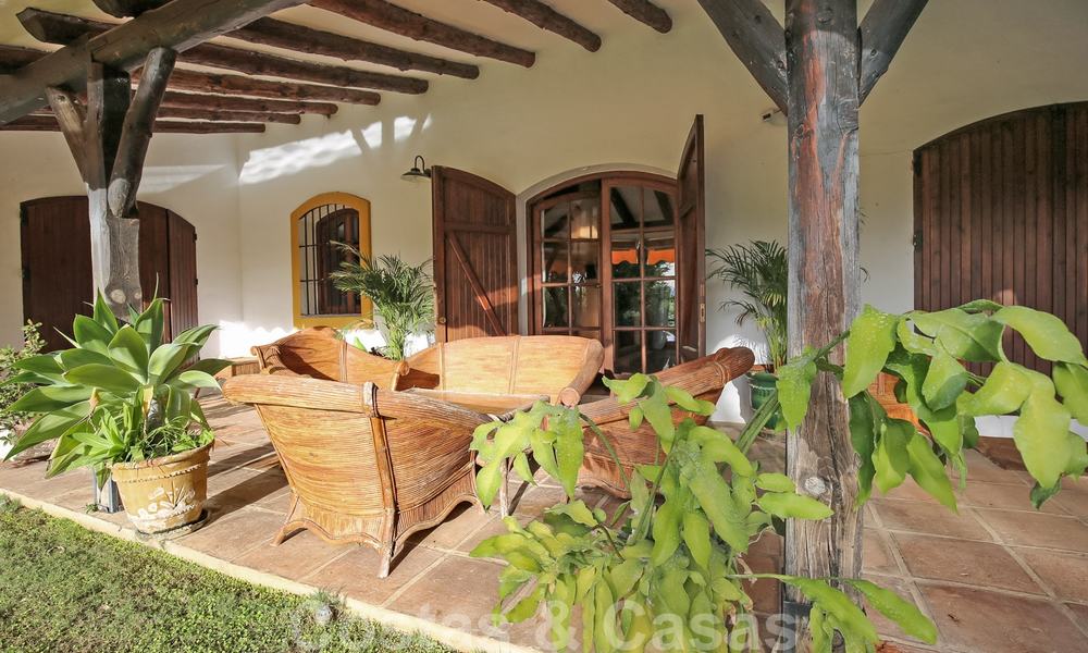Unieke traditionele villa met apart gastenverblijf te koop, op loopafstand van San Pedro centrum, Marbella 20623
