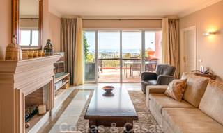 Prachtig penthouse appartement met panoramisch uitzicht op zee en de bergen te koop in Benahavis - Marbella 20232 