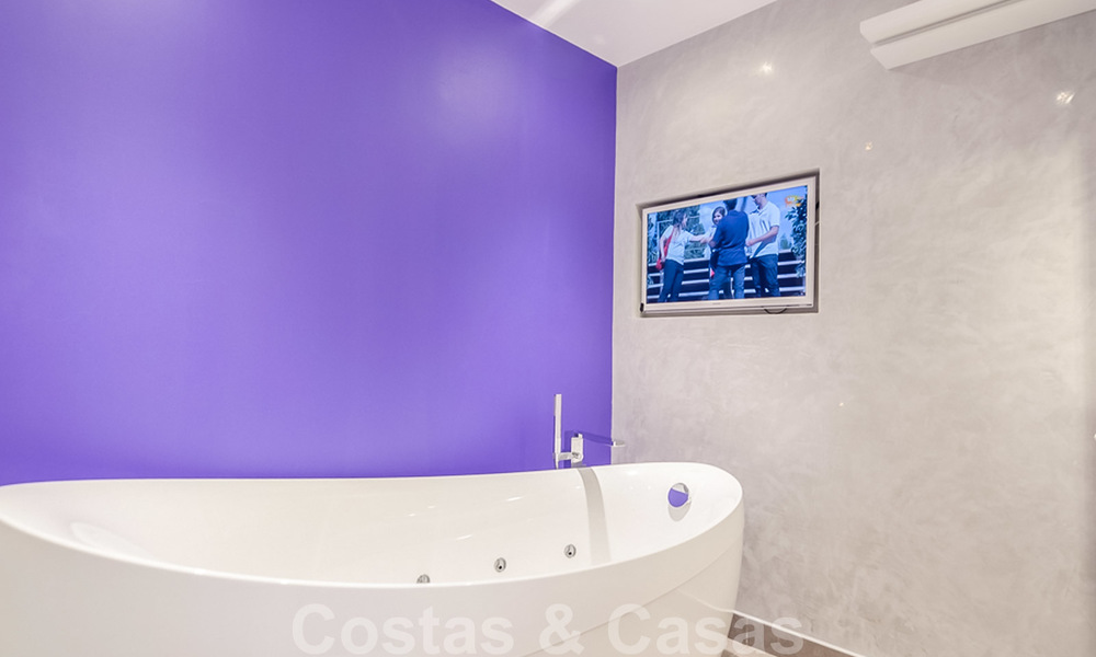 Aantrekkelijk, volledig gerenoveerd appartement in een prestigieus complex te koop, Nueva Andalucia, Marbella 20635