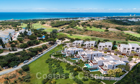 Gloednieuwe moderne half vrijstaande villa's met oogstrelend zeezicht te koop, Oost Marbella 20558