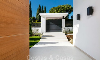 VERKOCHT. Super luxueuze eigentijdse villa met uitzicht op zee en bergen te koop in de Gouden Driehoek van Benahavis, Estepona, Marbella 20783 