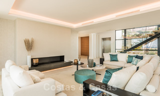 VERKOCHT. Super luxueuze eigentijdse villa met uitzicht op zee en bergen te koop in de Gouden Driehoek van Benahavis, Estepona, Marbella 29801 