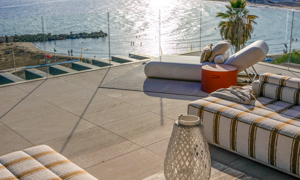 Nieuwe ultra luxueuze strandappartementen te koop, vlakbij het centrum en de jachthaven van Estepona 64838