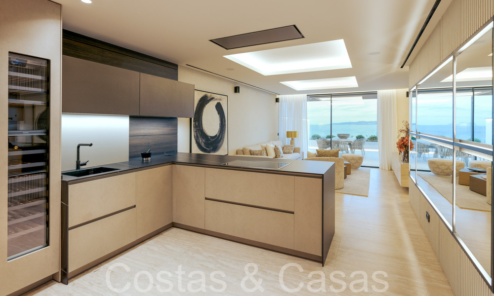 Nieuwe ultra luxueuze strandappartementen te koop, vlakbij het centrum en de jachthaven van Estepona 64854