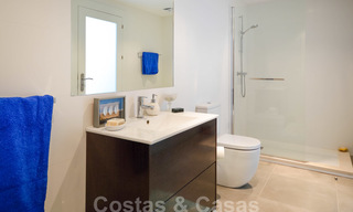 Moderne luxe villa met panoramisch zeezicht te koop in het prestigieuze Golden Mile district van Marbella 20983 