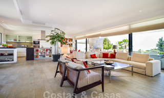 Moderne luxe villa met panoramisch zeezicht te koop in het prestigieuze Golden Mile district van Marbella 20988 