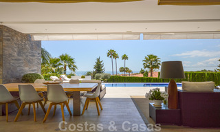 Moderne luxe villa met panoramisch zeezicht te koop in het prestigieuze Golden Mile district van Marbella 20996 