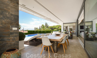 Moderne luxe villa met panoramisch zeezicht te koop in het prestigieuze Golden Mile district van Marbella 20997 