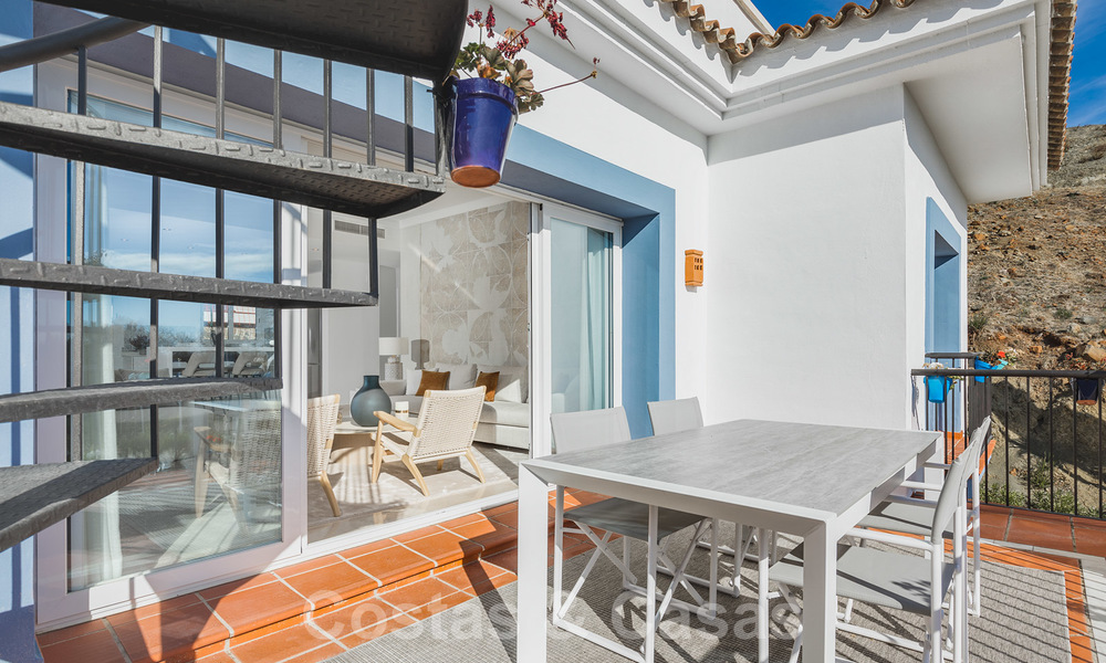 Nieuwe appartementen te koop in een uniek Andalusisch dorp complex, Benahavis - Marbella. Instapklaar 21426