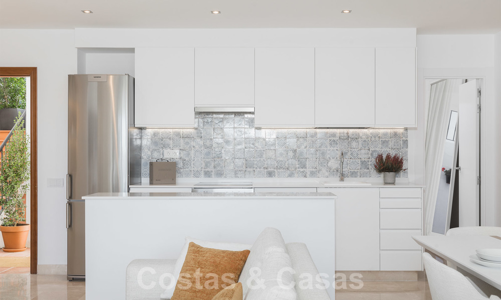 Nieuwe appartementen te koop in een uniek Andalusisch dorp complex, Benahavis - Marbella. Instapklaar 21446