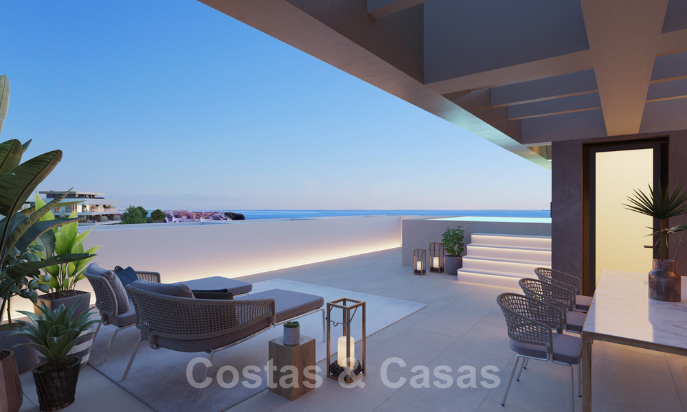 Nieuwe moderne luxe appartementen met zeezicht te koop op de New Golden Mile, tussen Marbella en Estepona 21540