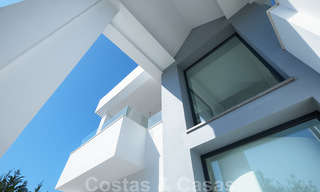 Prachtige nieuwe eigentijdse villa te koop, klaar om in te trekken, Oost-Marbella 21764 