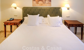 Aantrekkelijk investerings- of vakantieappartement te koop in een populair resort, op loopafstand van het strand en Puerto Banus, Marbella 21921 