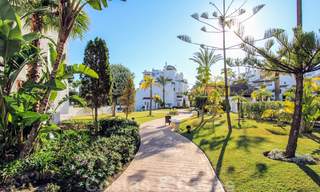Recentelijk gerenoveerd helder appartement te koop in een prachtig strandcomplex op loopafstand van voorzieningen en San Pedro, Marbella 21971 