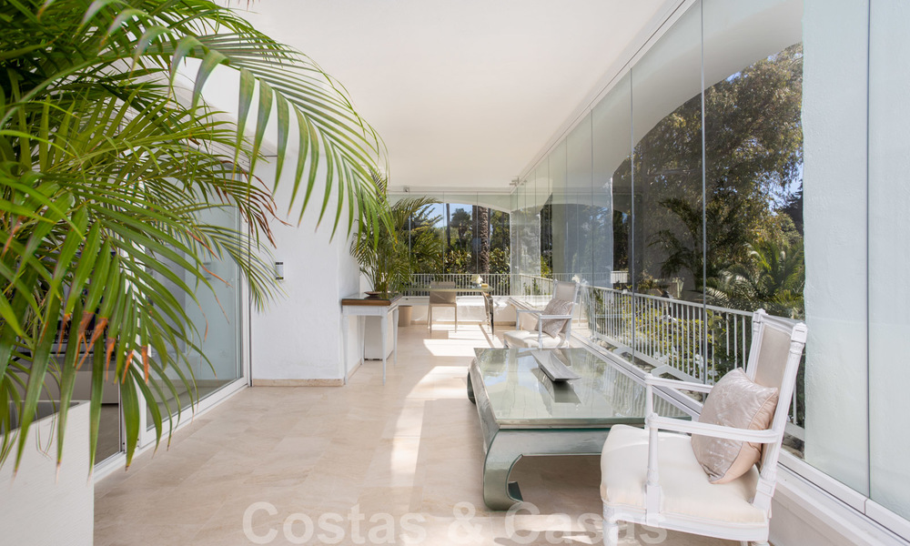 Wondermooi luxe penthouse appartement te koop, met fantastisch zeezicht en op loopafstand van het strand, Oost Marbella 22242