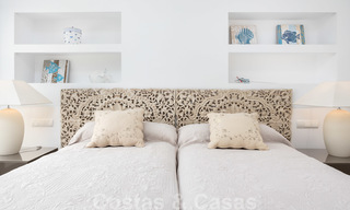 Wondermooi luxe penthouse appartement te koop, met fantastisch zeezicht en op loopafstand van het strand, Oost Marbella 22246 