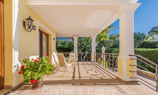 Prachtige modem-mediterrane luxe villa te koop, dicht bij het strand en voorzieningen, Oost Marbella 22304 