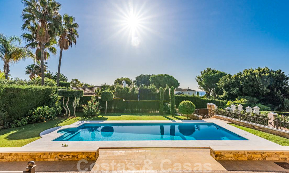 Prachtige modem-mediterrane luxe villa te koop, dicht bij het strand en voorzieningen, Oost Marbella 22308