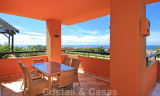 Gran Bahia: Luxe appartementen te koop in een prestigieuze strandwijk en exclusief complex, net ten oosten van de stad Marbella 23010 