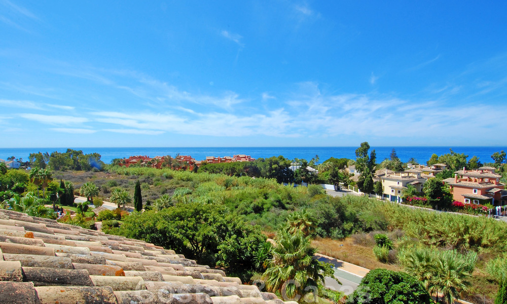 Gran Bahia: Luxe appartementen te koop in een prestigieuze strandwijk en exclusief complex, net ten oosten van de stad Marbella 23022