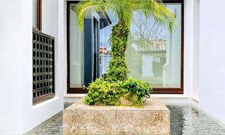 Prachtige villa met panoramisch zeezicht te koop in een prestigieus 5* golfresort op de New Golden Mile, tussen Marbella en Estepona 23340 