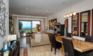 Luxe Appartementen te koop in Royal Flamingos met schitterend uitzicht over de golf en de zee in Marbella - Benahavis 23570 