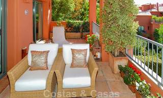 Luxe Appartementen te koop in Royal Flamingos met schitterend uitzicht over de golf en de zee in Marbella - Benahavis 23574 