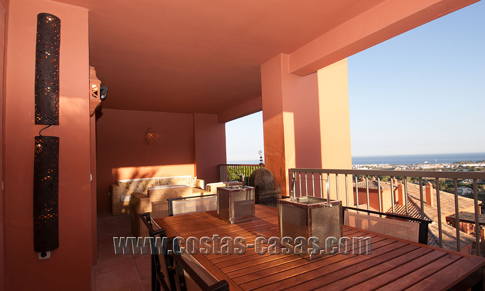 Luxe Appartementen te koop in Royal Flamingos met schitterend uitzicht over de golf en de zee in Marbella - Benahavis 23589