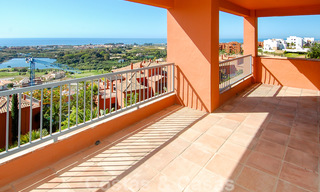 Luxe appartementen te koop met adembenemend uitzicht over de golf en de zee in Marbella - Benahavis 23706 