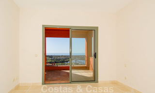 Luxe appartementen te koop met adembenemend uitzicht over de golf en de zee in Marbella - Benahavis 23710 