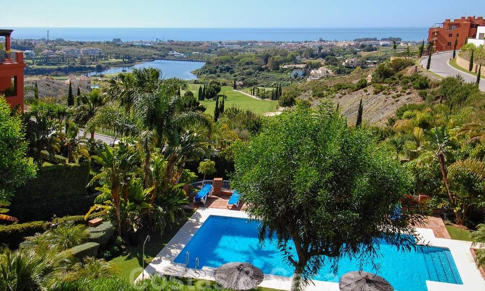 Luxe appartementen te koop met adembenemend uitzicht over de golf en de zee in Marbella - Benahavis 23728