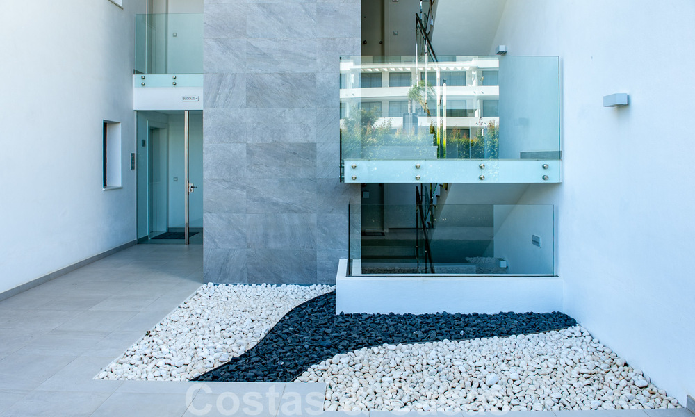 Cataleya in Estepona: Instapklare moderne design appartementen te koop, aan de golfbaan van Atalaya tussen Marbella en Estepona 36840