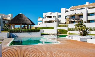 Moderne ruime luxeappartementen met golf- en zeezicht te koop in Marbella - Benahavis 24584 