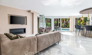 Stijlvolle luxe villa in Art Deco stijl te koop in Nueva Andalucia, Marbella. Dringende verkoop! 24172 