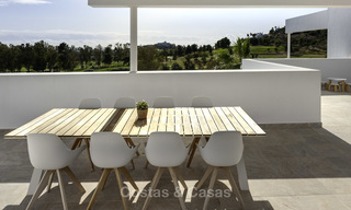 Te koop in Atalaya Hills: Appartementen in moderne stijl met uitzicht op de golf en zee in Benahavis - Marbella 24242 