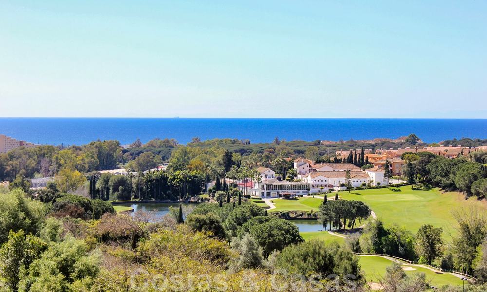 Villa's in mediterrane stijl en half vrijstaande villa's met uitzicht op zee en golf in Elviria, Marbella 24416