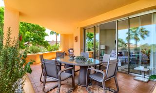 Luxe appartement te koop in prestigieus complex aan de Golden Mile te Marbella 24827 