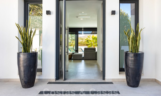 VERKOCHT. Prachtige moderne villa nabij het strand, klaar om te bewonen, Marbella Oost. Prijsverlaging 24796 