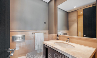 Exclusief modern appartement te koop met een eigentijds luxueus interieur in Sierra Blanca, Golden Mile, Marbella 24971 
