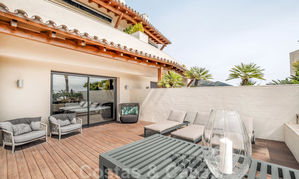 Exclusief modern appartement te koop met een eigentijds luxueus interieur in Sierra Blanca, Golden Mile, Marbella 24979