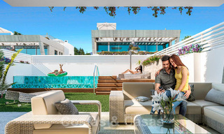 Moderne, halfvrijstaande villa's te koop op 300 meter van het strand - Puerto Banus, Marbella 25106 